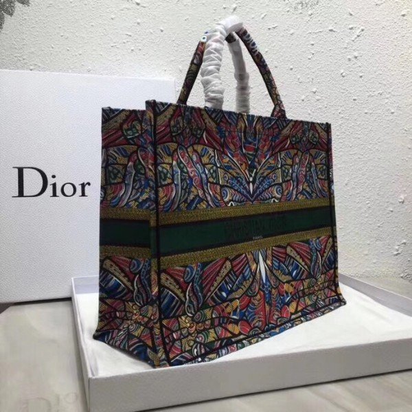 Dior Book Tote Bg In Butterfly Canvas - Image 5