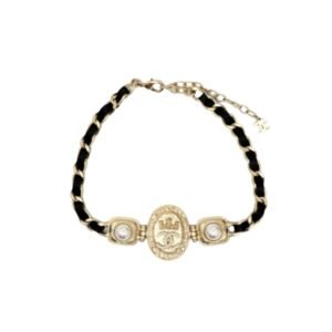 Saint Laurent Envelope Medium Chain Bag In Supple Matelass? Leather Black Gold 24Cm 6001850O7S11000