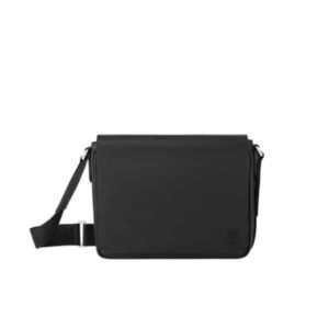 Louis Vuitton District Pm Bag Black 26Cm M30850