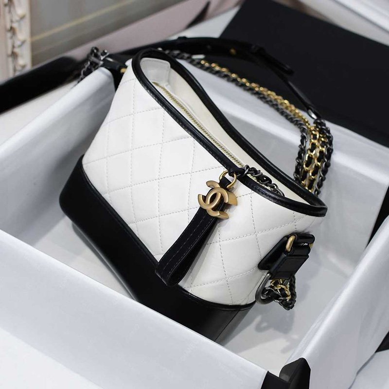 Chanel'S Gabrielle Small Hobo Bag - Image 3