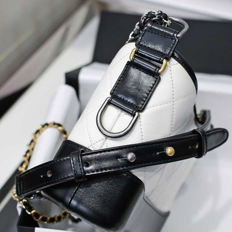 Chanel'S Gabrielle Small Hobo Bag - Image 4