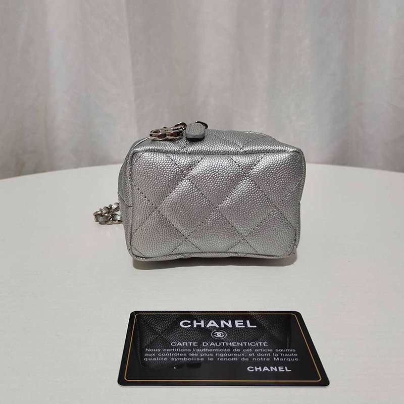 Chanel Small Vanity With Chain Bag - Image 5