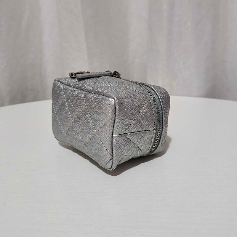 Chanel Small Vanity With Chain Bag - Image 6