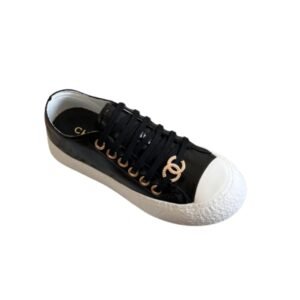 Chanel Women's Sneakers Cc Trainers In Black